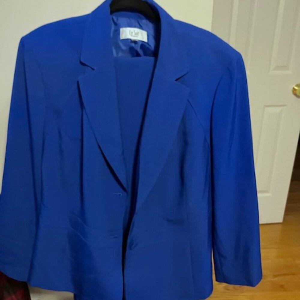 Blazer and pant suit